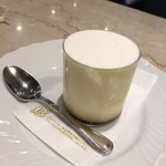 成城アルプス - プリンも他が真似できない美味しさ！