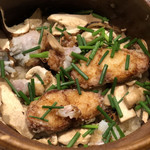 祇園 にし - ふぐの唐揚げと松茸の釜飯