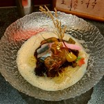 烈志笑魚油 麺香房 三く - 具材は焼き松茸や秋刀魚、雲丹、鯛など豪華絢爛。