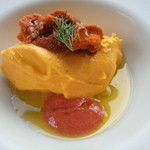 Felicelina - 無農薬人参のムース　ウニ添え