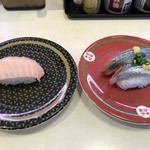 はま寿司 - 中トロ １貫＝１５０円
            鰯 ２貫＝９０円