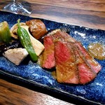 Bistro Refectorium - 福岡県鞍手郡より黒毛和牛“ふるの牛”のグリル（シンシン）（２皿に分けて供されました）
