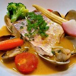 Bistro Refectorium - 福岡県長浜漁港より イトヨリダイとアサリのマリニエール（２皿に分けて供されました）