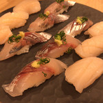 すし おかしら - 帆立、鯵