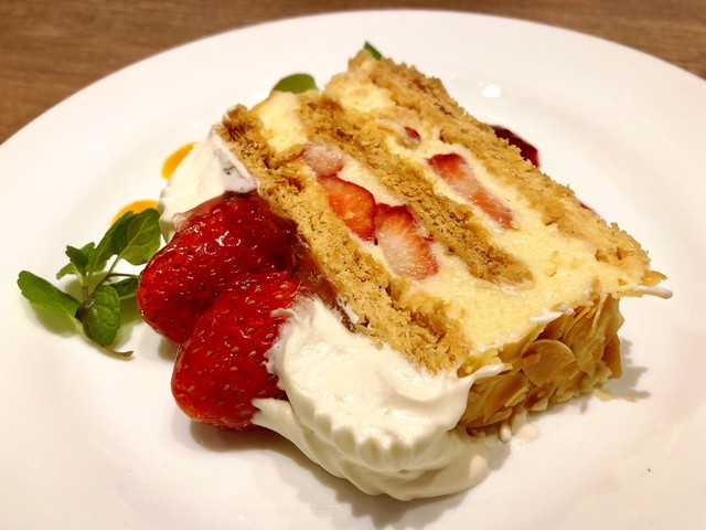 ケーキオーダーバイキング By 甘子 洋食屋 銀座グリルカーディナル 押上 洋食 食べログ