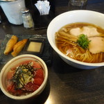 麺バルHACHIKIN - 醤油Soba＋鰹ご飯