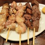 よい処ほのじ - とり皮、ナンコツ2、砂肝2　各150円