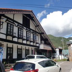 Teuchi Soba Teishaba - 山小屋調の店構え