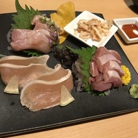 喜鈴 - 鶏の刺し盛り