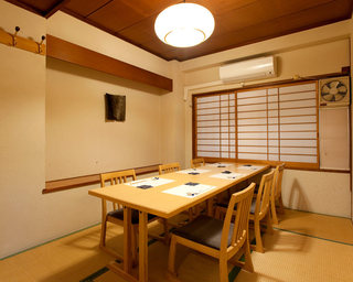 Uoya Kojirou - 【2階席】お座敷テーブル個室　5～8名様ご案内
                        