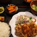 むちゃく - 鶏モモ炭焼定食  ７５０円