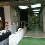 スパイス料理ナッラマナム - お店はこの奥です。