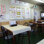 かに幸 - アットホームな店内