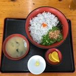 小川港魚河岸食堂 - 