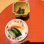 肉屋 雪月花 NAGOYA - 漬物としぐれ煮だったかな？