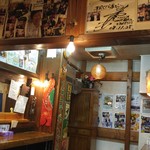 平凡くじら屋 - 店内