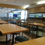 Dell's Foodhall - 内観