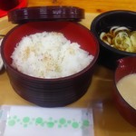 yamanoresutorammidorinomori - とろろ汁定食900円