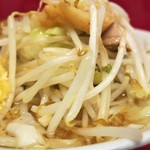 ラーメン二郎 - 野菜（デフォ）