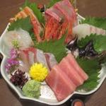 炭焼うな富士 - 刺身盛り合わせ