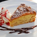 カフェテラッツァ - 林檎のクランベール・ケーキ