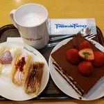 フルーツケーキ ファクトリー - 