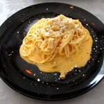 トラットリア　フィオーレ - 濃厚卵黄と北海道生クリームのカルボナーラ！