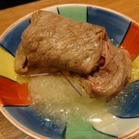 焼肉 うしみつ 恵比寿本店 - みすじを出汁大根おろしで食べる