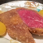 肉割烹 上 - カイノミの唐揚げ レモンを絞って 銀杏の塩漬け