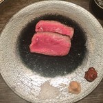 肉割烹 上 - サーロイン 中ほど山わさびと醤油が練り混ざってる その隣は山椒の味噌 炊きたての白いご飯