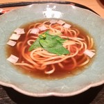 肉割烹 上 - 牛のコンソメとハマグリの出汁でとれた醤油ラーメン