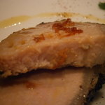 オルタシア - 相方用メイン２　イベリコ豚ロースの黒胡麻味噌焼き　断面アップ