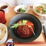 煮込みハンバーグランチ(*´꒳`*)