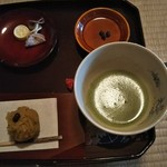 皐盧庵茶舗 - お菓子のお膳とお抹茶