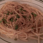 バンデルオーラ - スパゲットーニ　カラスミとピスタチオのソース(1,700円)