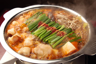 Korian Izakaya Hana - 牛シマチョウを使ったピリ辛旨ホルモン鍋