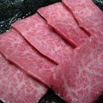 ホルモン焼道場 蔵 - トロトロ感が堪らないキングオブ焼肉！(特上カルビ)