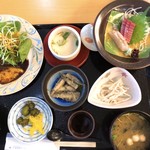 Washokudokoro Shikitei - 和定食(1,188円)