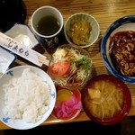 しまむら・大衆割烹 - 日替りの特大なすのそぼろあんかけ