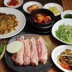 韓国料理 豚家 - 