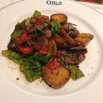 シェ シロ - 鴨ハツとジャガイモのソテー ナバール風