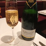 シェ シロ - シャンパーニュ!