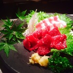 Horse meat sashimi (red meat/futaego)