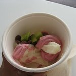 スノーラ - パイナップルとサワーチェリー