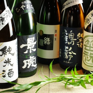 A complete assortment of products! Enjoy Niigata's many famous sake brands.