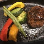 ザグリルトウキョウ - 長期熟成黒毛和牛ハンバーグ。
      美味し。