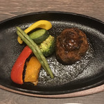 ザグリルトウキョウ - 長期熟成黒毛和牛ハンバーグ。
      美味し。