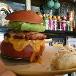 ICON - VIVA×ICONバーガー￥1800(チェダーチーズ)