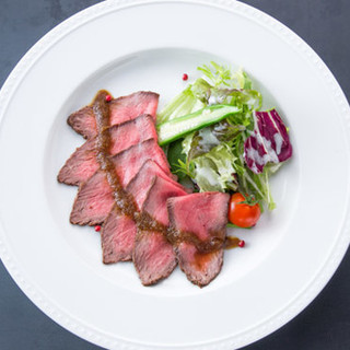 All-you-can-eat homemade roast beef & 2.5 hours all-you-can-drink for 3,980 yen