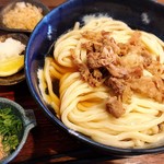 こがね製麺所 - 肉うどん(冷)大盛り